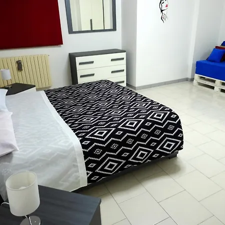 Casa Federicapet Con Piscina Interna Privata E Riscaldata アパート