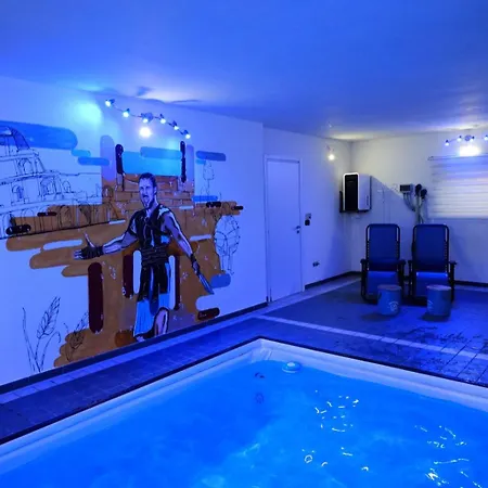 Casa Federicapet Con Piscina Interna Privata E Riscaldata דירה *